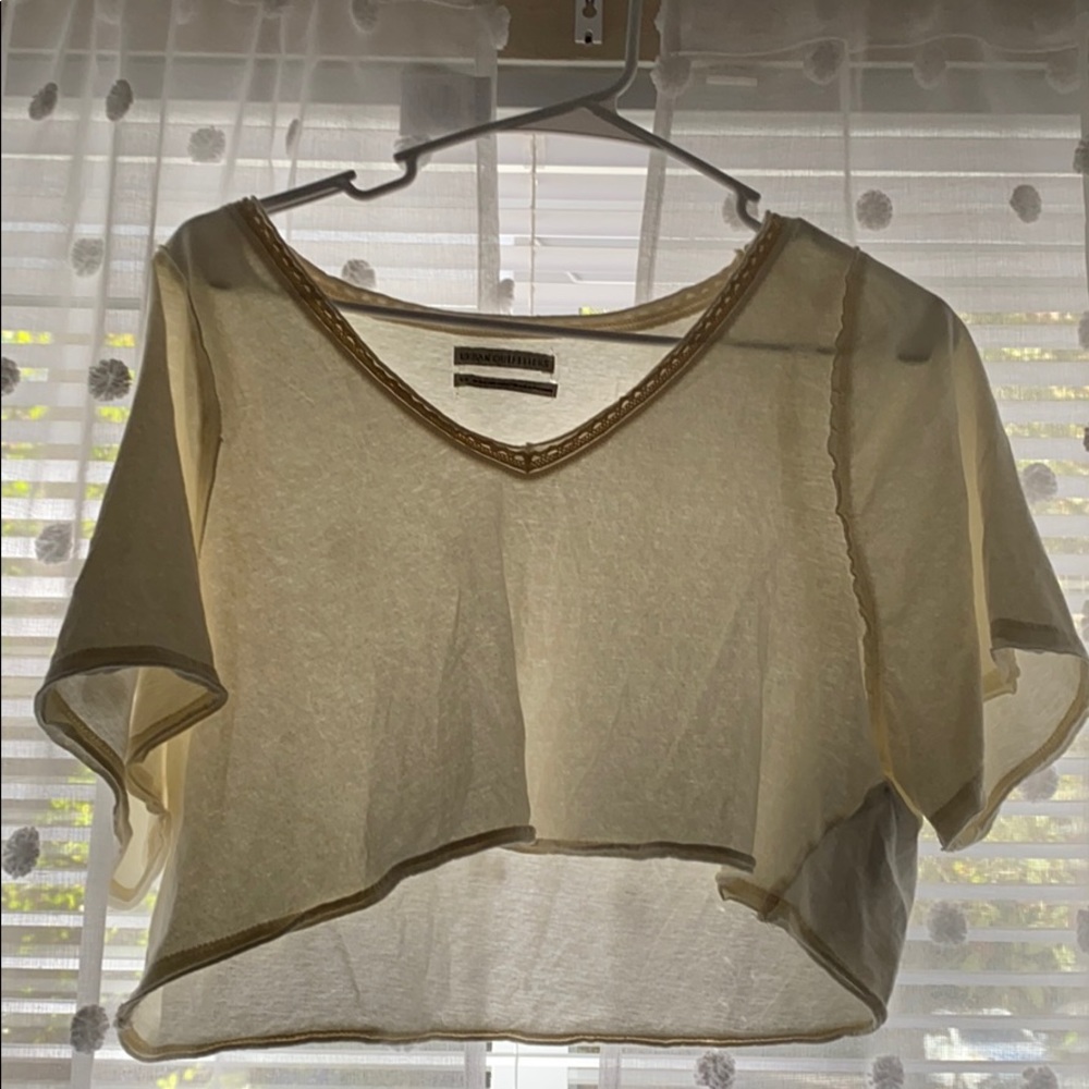 White crop top